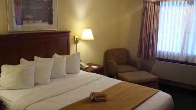 DOUBLE QUEEN SIZE BED