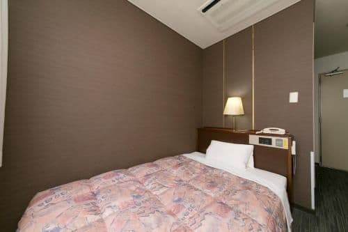 Single Room - Non-Smoking