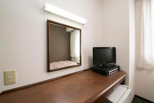 Single Room - Non-Smoking
