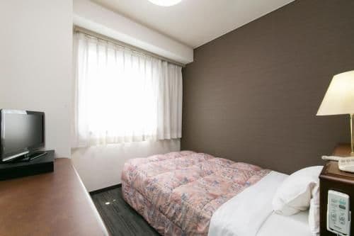 Single Room - Non-Smoking
