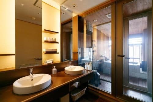 Suite Room with Open-Air Bath