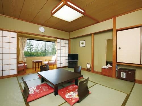 Japanese-Style Room