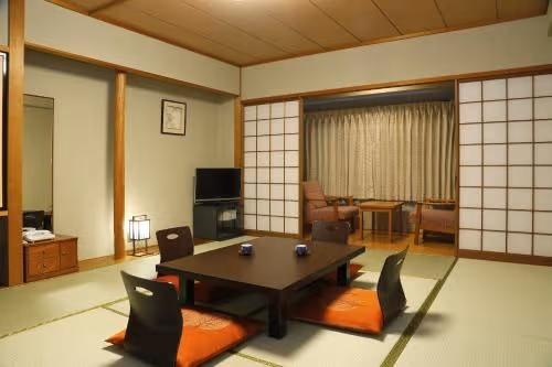 Japanese-Style Room