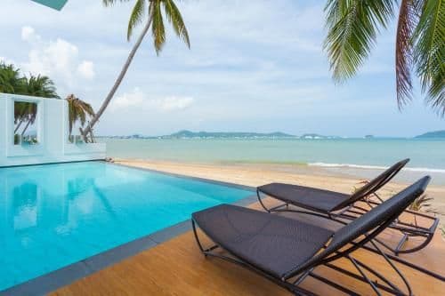 3-Bedroom Beachfront Infinity Pool Villa