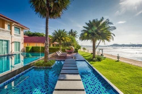 9-Bedroom Private Pool Villa by the Beach