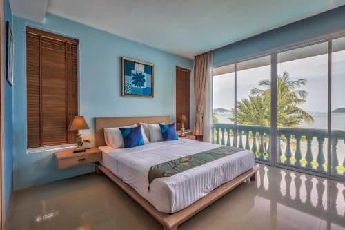 9-Bedroom Private Pool Villa by the Beach