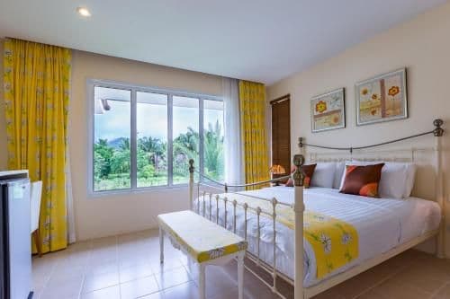 9-Bedroom Private Pool Villa by the Beach