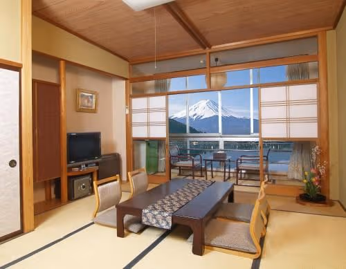 Japanese-Style Room with Mt.Fuji and Lake View - Non-Smoking