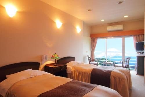 Deluxe Twin Room with Mt.Fuji and Lake View - Non-Smoking
