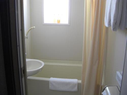 Twin Room with Private Bathroom