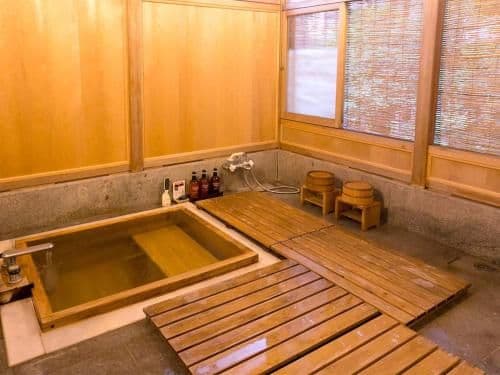 Deluxe Bungalow with Garden View - Non-Smoking