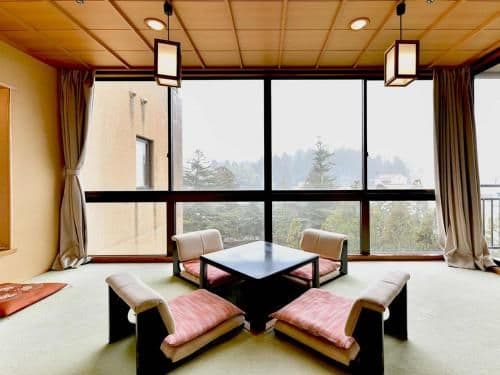 Luxury Japanese-Style Room