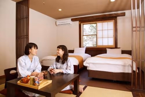 Twin Room with Tatami Area