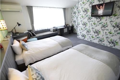 Standard Twin Room