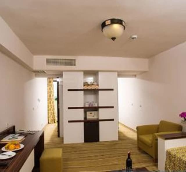 SUITE ONE BEDROOM ONE BATHROOM