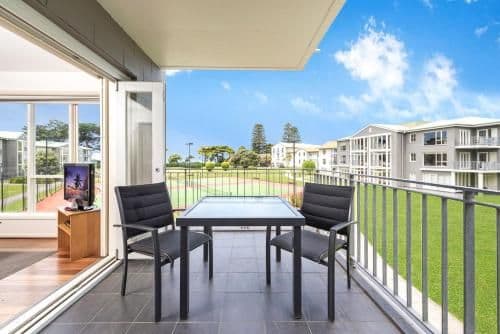 Two-Bedroom Apartment - Dual Key - Garden View