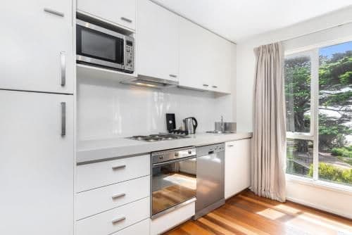 One-Bedroom Apartment with Ocean View