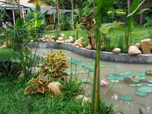 Family Bungalow Lake View (4 Adults)