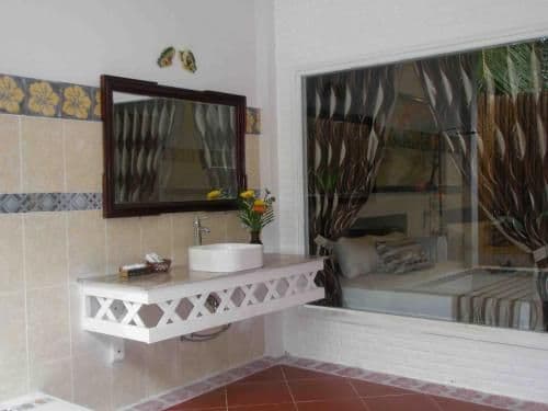 Family Bungalow Lake View (4 Adults)