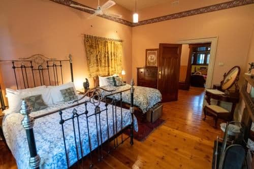 Two-Bedroom Apartment - Butlers