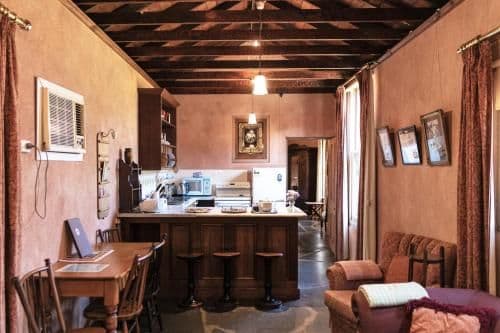 Two-Bedroom Cottage with Spa Bath - Paprika