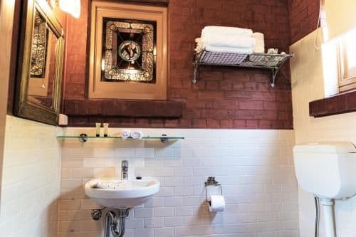 Two-Bedroom Cottage with Spa Bath - Paprika
