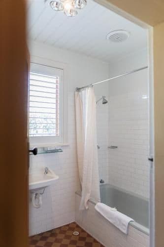 Three-Bedroom Apartment - Garden & Loft