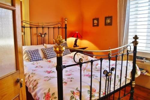 Three-Bedroom Apartment - Garden & Loft