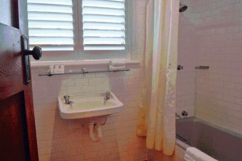 Three-Bedroom Apartment - Garden & Loft