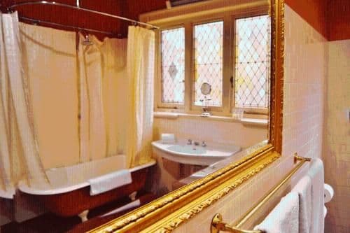 Two-Bedroom Apartment - Butlers
