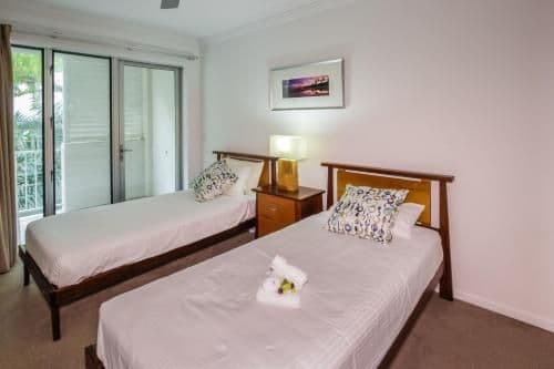 9|3 Bedroom Luxury Beachfront Apartment