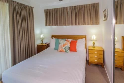 9|3 Bedroom Luxury Beachfront Apartment