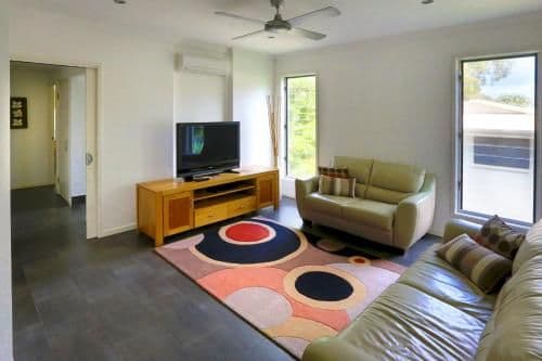 12|3 Bedroom Luxury Beachfront Apartment