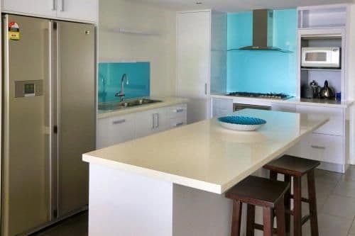 12|3 Bedroom Luxury Beachfront Apartment