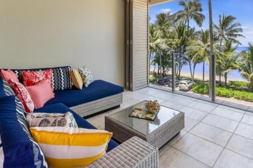 10|3 Bedroom Luxury Beachfront Apartment