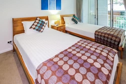 10|3 Bedroom Luxury Beachfront Apartment
