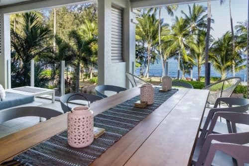 7|3 Bedroom Luxury Beachfront Apartment