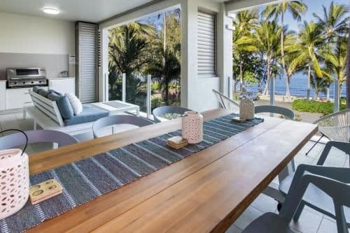 7|3 Bedroom Luxury Beachfront Apartment