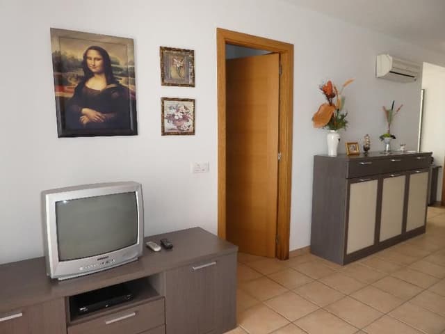APARTMENT CAPACITY 4 ONE BEDROOM
