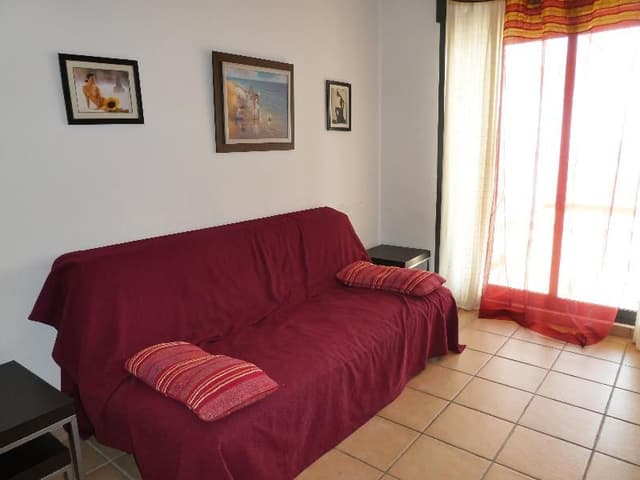 APARTMENT CAPACITY 4 ONE BEDROOM