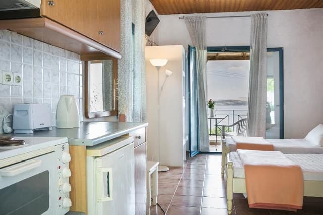 APARTMENT ONE BEDROOM