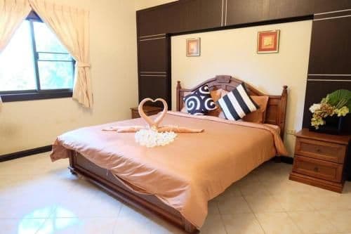 One-Bedroom Bungalow