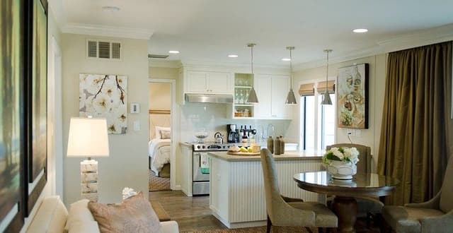 DOUBLE ONE BEDROOM