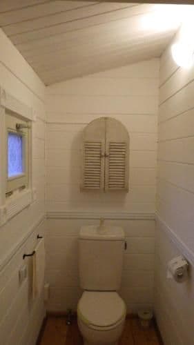 Standard Cottage with Shared Bathroom