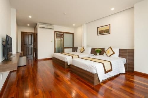 Suite with River View