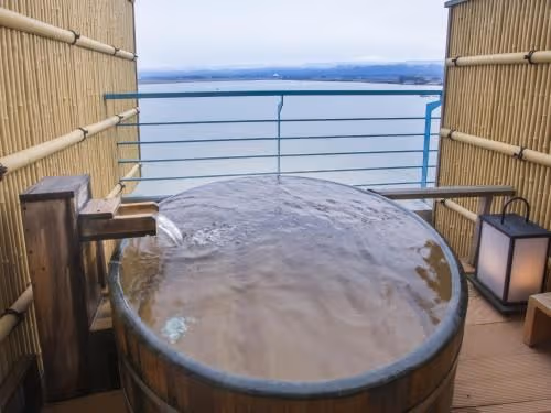 Japanese-Style Suite with Open-Air Bath Lake View