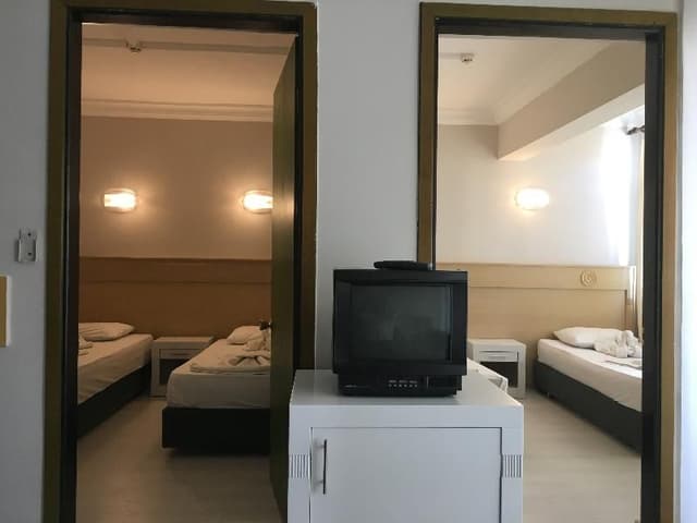 APARTMENT TWO BEDROOMS ONE BATHROOM