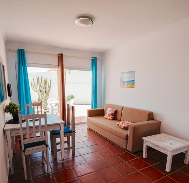 APARTMENT CAPACITY 1