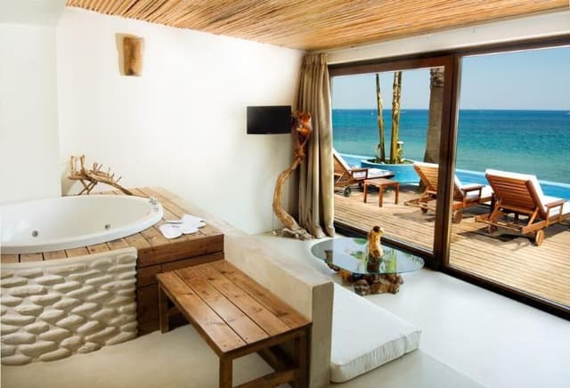 JUNIOR SUITE SEA VIEW