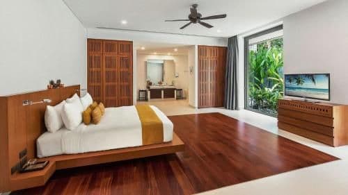 Villa with Sea View